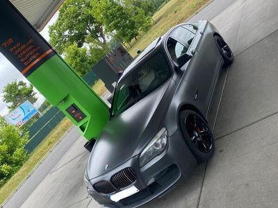 BMW 740