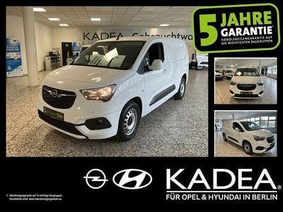 Weiss Gebraucht 2021 Opel Combo Edition Van / Kleinbus | 18.990 € (Guter Preis)