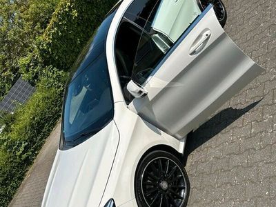 gebraucht Mercedes CLA180 *AMG* Felgen Pano SHZG