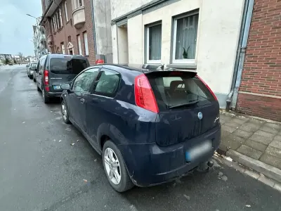 Gebraucht Fiat Punto 77 PS (56 kW) 2007 Blau Kleinwagen