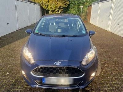 Gebraucht Ford Fiesta 100 PS (73 kW) 2017 Blau Kleinwagen
