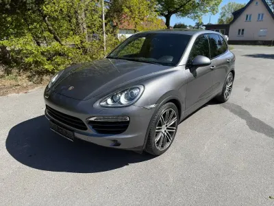 Gebraucht Porsche Cayenne 245 PS (180 kW) 2013 Grau SUV