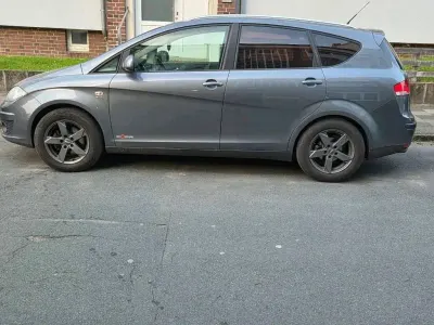 Gebraucht Seat Altea XL 140 PS (102 kW) 2012 Schwarz Van / Kleinbus