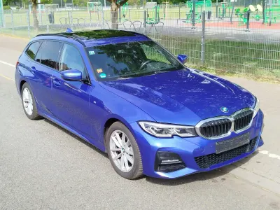 Gebraucht BMW 320 M Sport 184 PS (135 kW) 2021 Blau Kombi