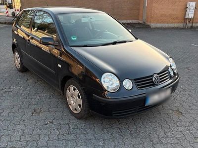 Gebraucht VW Polo 60 PS (44 kW) 2004 Schwarz Kleinwagen