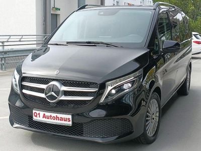 Mercedes V220