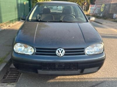 VW Golf IV