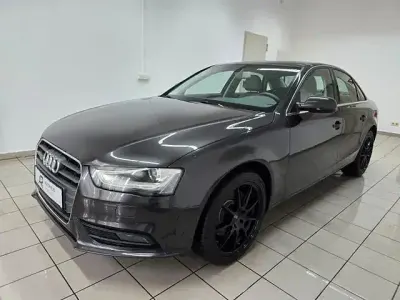 Gebraucht Audi A4 Ambiente 224 PS (164 kW) 2015 Grau Limousine