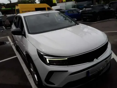 Gebraucht Opel Grandland X GS Line 131 PS (96 kW) 2022 Weiß SUV