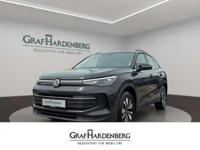 Neu VW Tiguan Life 150 PS (110 kW) 2026 Grau SUV