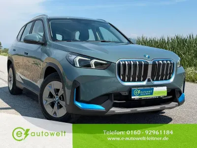 Gebraucht BMW iX1 230 kW (313 PS) 2023 Cape york grün metallic SUV