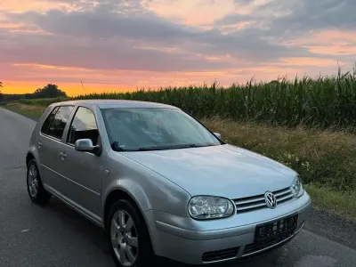Gebraucht VW Golf IV 102 PS (75 kW) 2003 Silber Kleinwagen