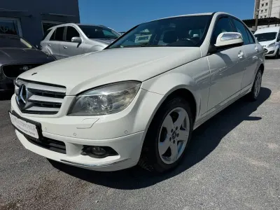 Gebraucht Mercedes C220 170 PS (125 kW) 2007 Weiß Limousine
