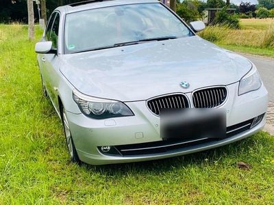 BMW 523