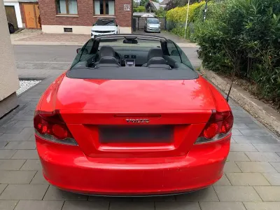 Gebraucht Volvo C70 Momentum 140 PS (102 kW) 2008 Rot Cabrio