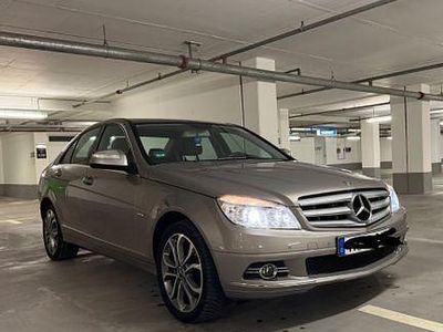 Gebraucht Mercedes C200 Avantgarde 184 PS (135 kW) 2007 Silber Limousine