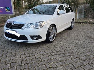 Gebraucht Skoda Octavia RS 200 PS (147 kW) 2010 Weiß Kombi