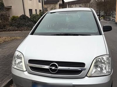 Gebraucht Opel Meriva 90 PS (66 kW) 2004 Silber Van / Kleinbus