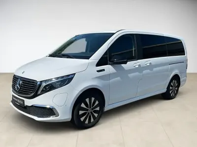 Gebraucht Mercedes EQV300 Avantgarde 150 kW (204 PS) 2022 Arktikwei Van / Kleinbus