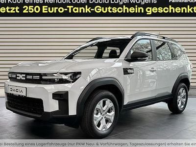 Nouă Dacia Bigster Essentiel 140 CP (102 kW) 2026 Alb SUV