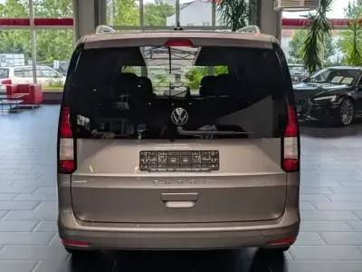 Gebraucht VW Caddy Life 114 PS (83 kW) 2022 Beige Van / Kleinbus