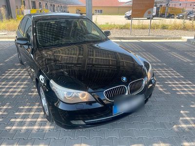 BMW 523