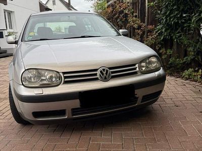 Gebraucht VW Golf IV 75 PS (55 kW) 2002 Silber Kleinwagen