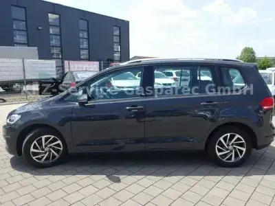 Gebraucht VW Touran Sound 150 PS (110 kW) 2018 Grau Van / Kleinbus
