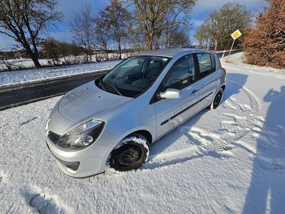 Gebraucht 2006 Renault Clio II Kleinwagen | 1.600 €