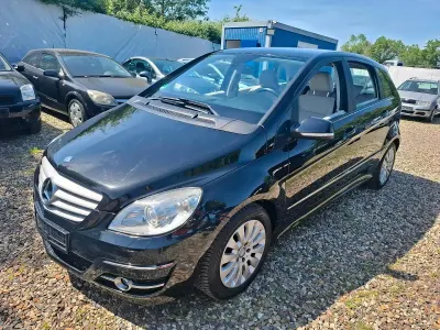 Używany Mercedes B200