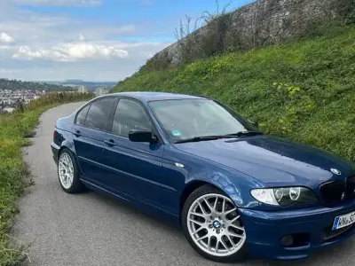 Gebraucht BMW 330 M Sport 231 PS (169 kW) 2001 Blau Limousine
