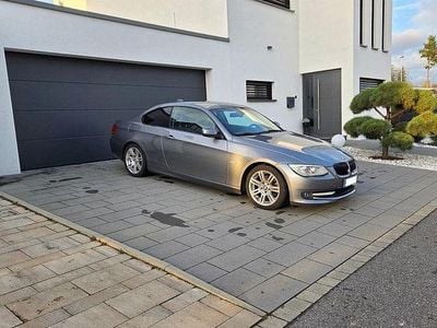 Gebraucht BMW 318 Sport Line 143 PS (105 kW) 2013 Silber Coupé