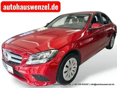 Gebraucht Mercedes C160 129 PS (94 kW) 2019 Rot Limousine