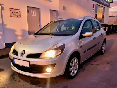 Gebraucht Renault Clio GrandTour Dynamique 101 PS (74 kW) 2008 Grau Kombi