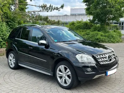 Gebraucht Mercedes ML320 Sport 224 PS (164 kW) 2009 Schwarz SUV