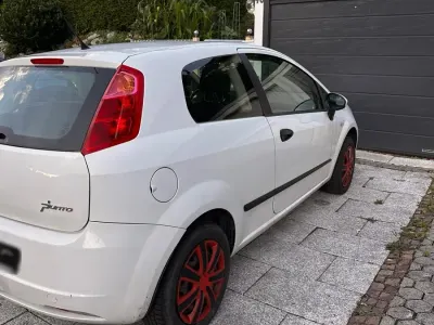 Gebraucht Fiat Punto 77 PS (56 kW) 2009 Kleinwagen