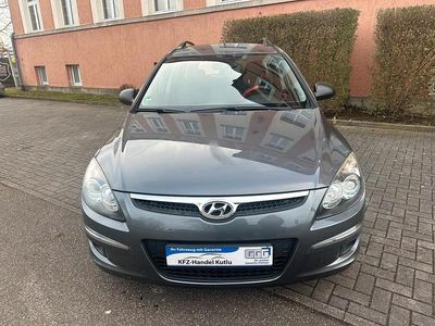 Gebraucht Hyundai i30 109 PS (80 kW) 2009 Grau Kombi