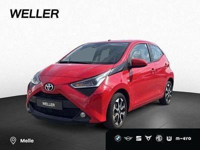 Begagnad Toyota Aygo 72 HK (52 kW) 2018 Röd Halvkombi