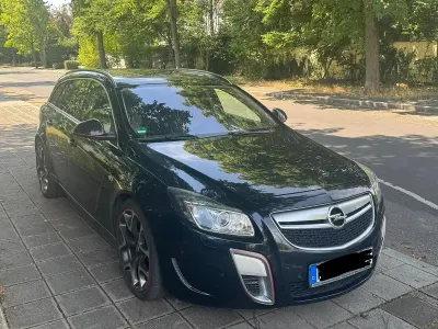 Gebraucht Opel Insignia OPC 325 PS (239 kW) 2011 Schwarz Kombi