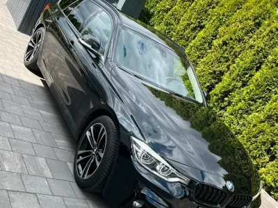 Gebraucht BMW 318 Sport Line 150 PS (110 kW) 2019 Schwarz Kombi