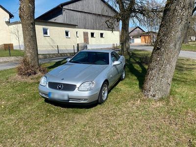 Gebraucht Mercedes SLK200 136 PS (100 kW) 1999 Silber Cabrio