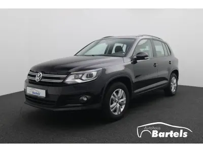 Gebraucht VW Tiguan Trendline 140 PS (102 kW) 2015 Schwarz SUV