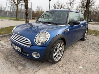 Usata Mini Cooper 143 CV (105 kW) 2007 Blu Utilitaria