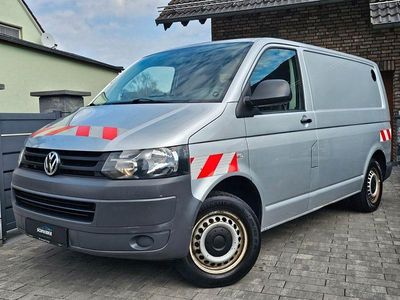 Gebraucht VW Transporter 140 PS (102 kW) 2010 Silber Van