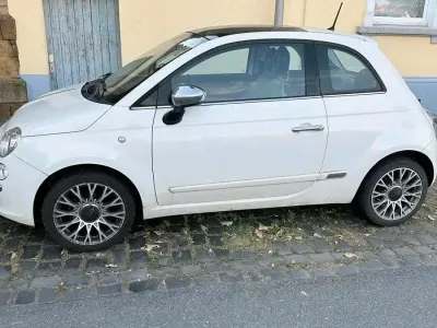 Gebraucht Fiat 500 Lounge 69 PS (50 kW) 2013 Weiß Kleinwagen