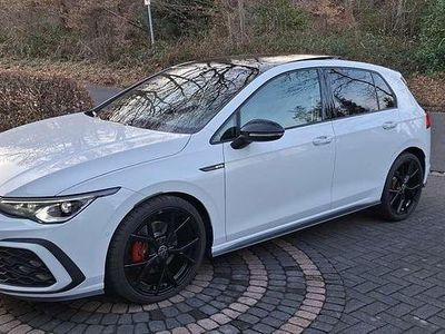 Weiß Gebraucht 2024 VW Golf VIII GTD Kleinwagen | 37.990 € (Fairer Preis)