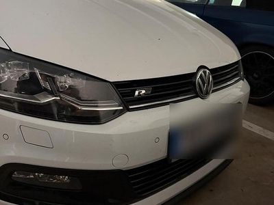 Second-hand VW Polo R-line 110 CP (80 kW) 2015 Alb Hatchback
