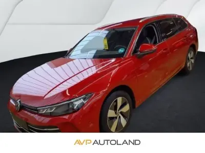 Gebraucht VW Passat Business 150 PS (110 kW) 2025 Chilirot Kombi