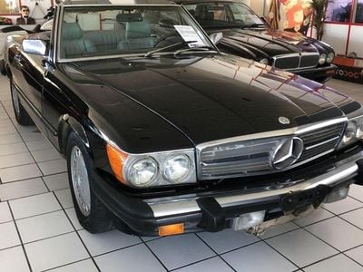 Gebraucht Mercedes 560 230 PS (169 kW) 1987 Schwarz Cabrio