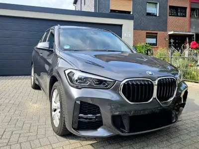 Gebraucht BMW X1 Sport Line 178 PS (130 kW) 2022 Grau SUV